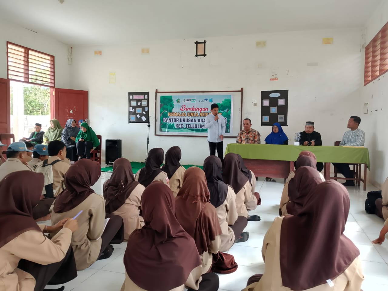 BRUS KUA Tellulimpoe, Tekankan Pencegahan Pernikahan Dini di SMK Mannanti