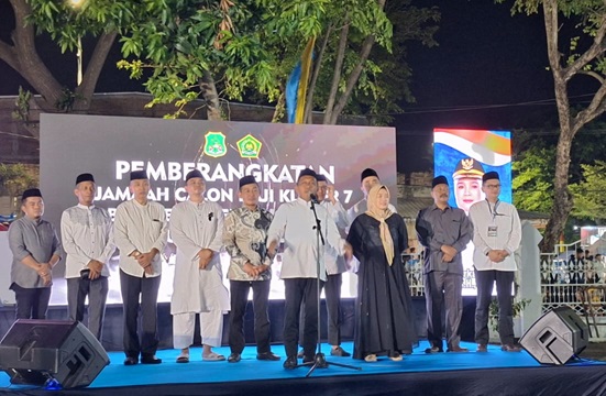 Bupati Lepas Keberangkatan Jemaah Calon Haji Sidrap di Rumah Jabatan