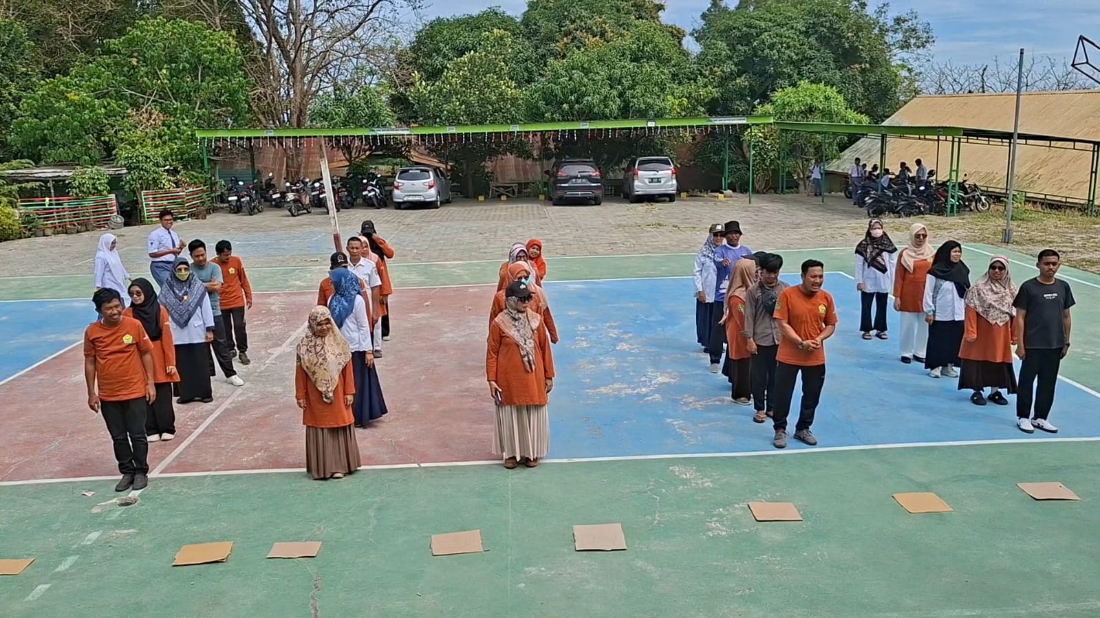 Guru dan Tendik MAN 1 Kota Parepare Antusias Ikuti Lomba