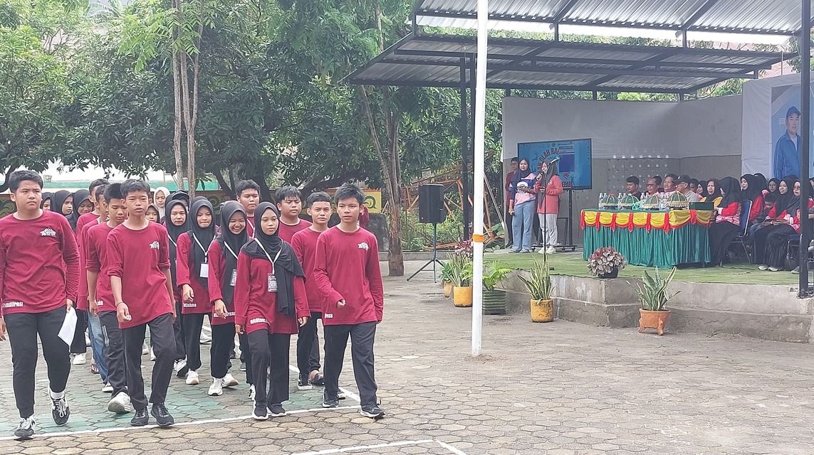 Parade Kontingen Awali Pembukaan Porseni MAN 2 Kota Parepare