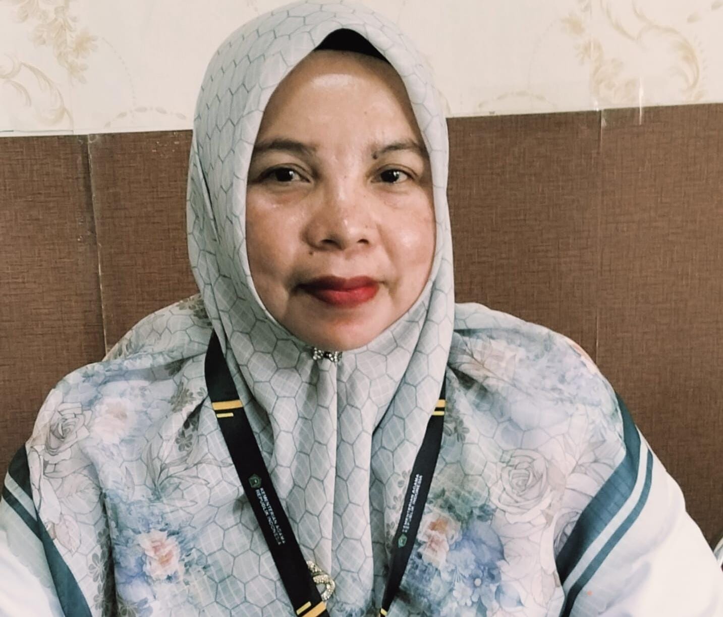 Hasfiah, S. Pd