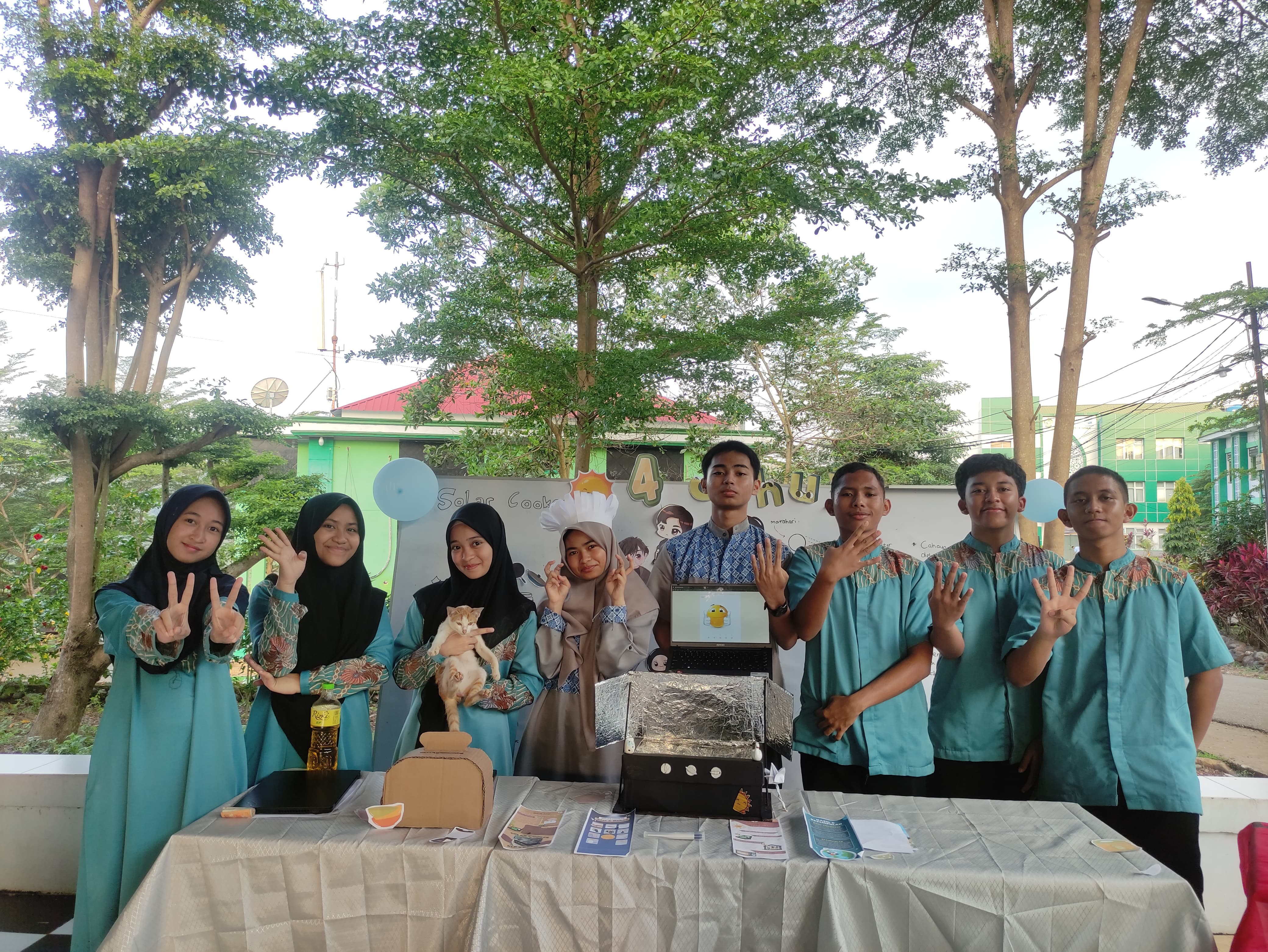 Saintec muda dengan karyanya