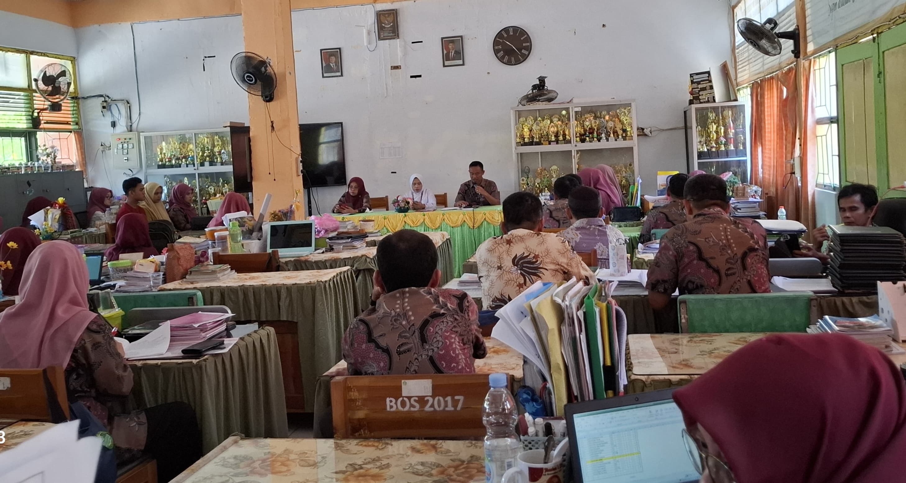 Rapat Penentuan Kelulusan Siswa Kelas XII MAN 2 Parepare
