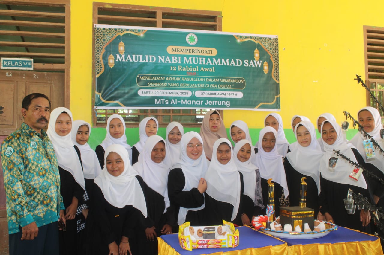 MTs Al-Manar Jerrung Gelar Maulid Nabi, Tekankan Teladan Rasulullah di Era Digital