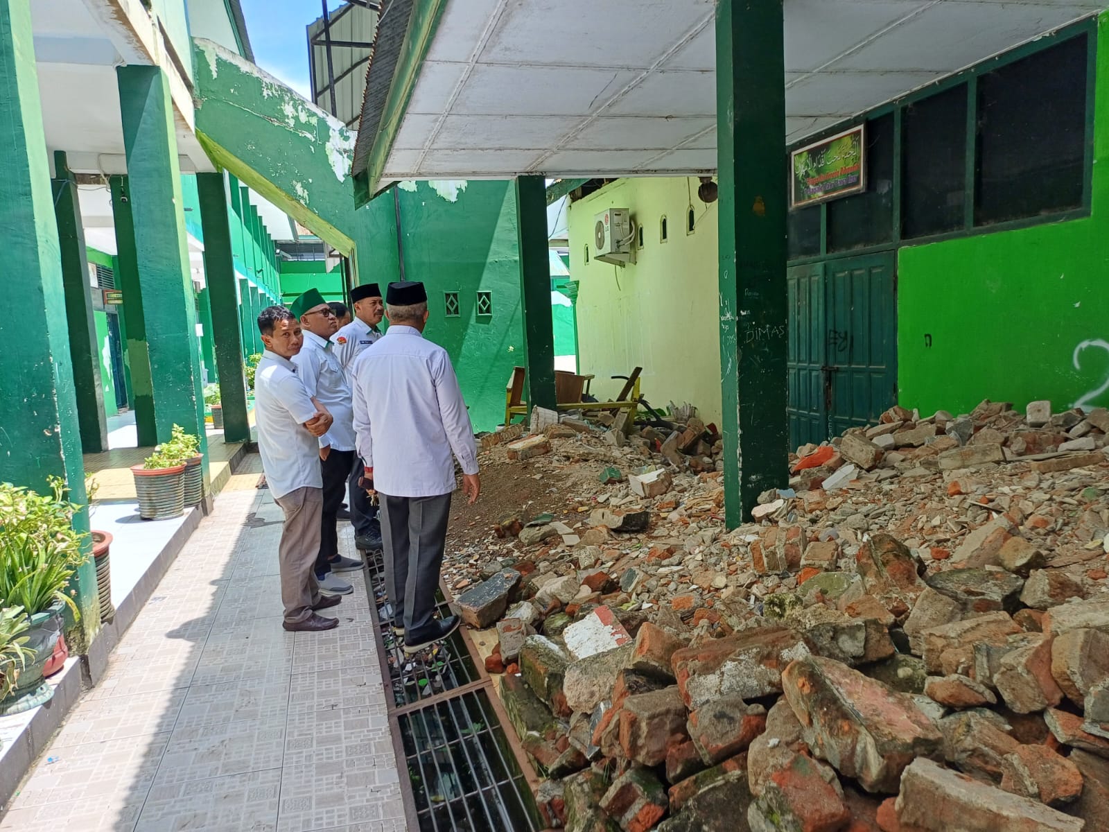 Kunjungan Kakanwil Kemenag Sulsel ke MTsN 1 Bone