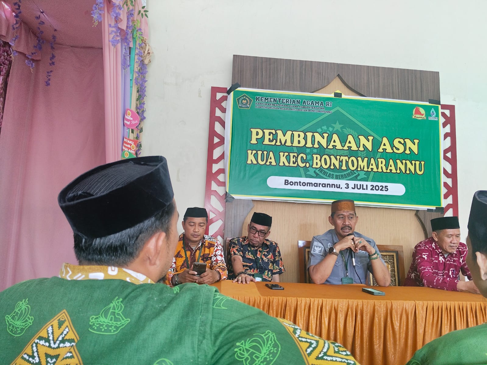 Kasubbag saat bawakan arahan