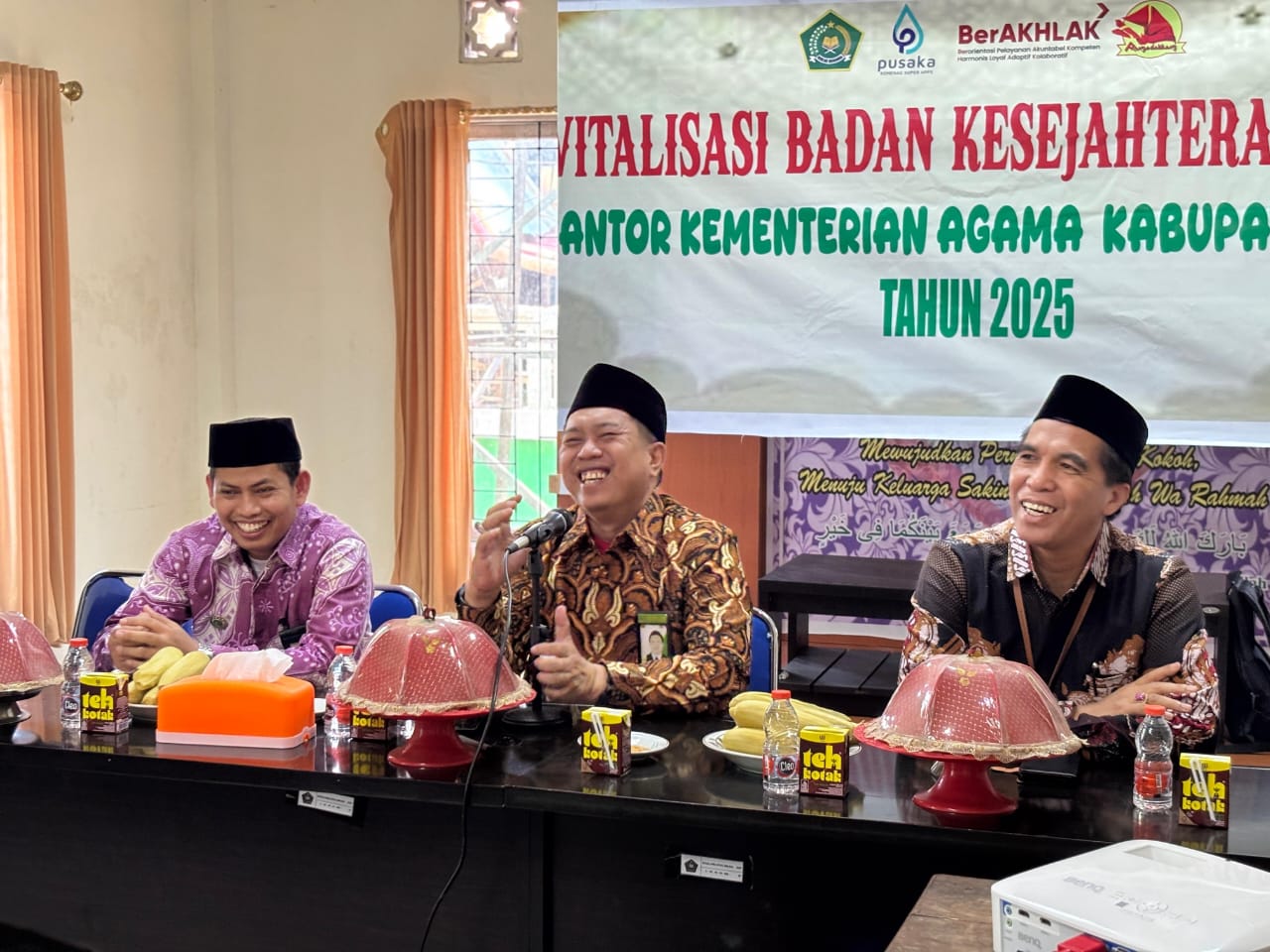Suasana penuh keakraban di Revitalisasi BKM