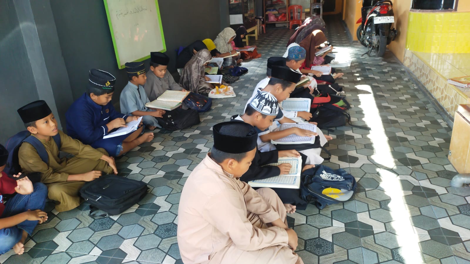 TPA Al Asri Gelar Yasinan Bersama