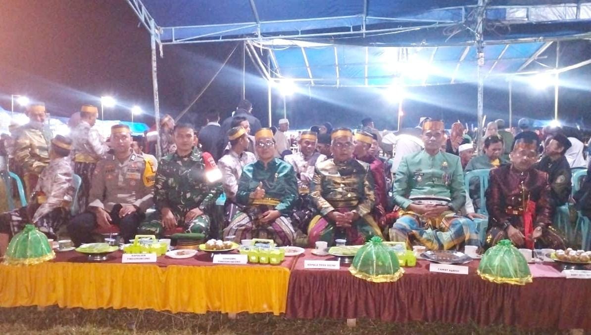Kepala KUA dalam pesta panen