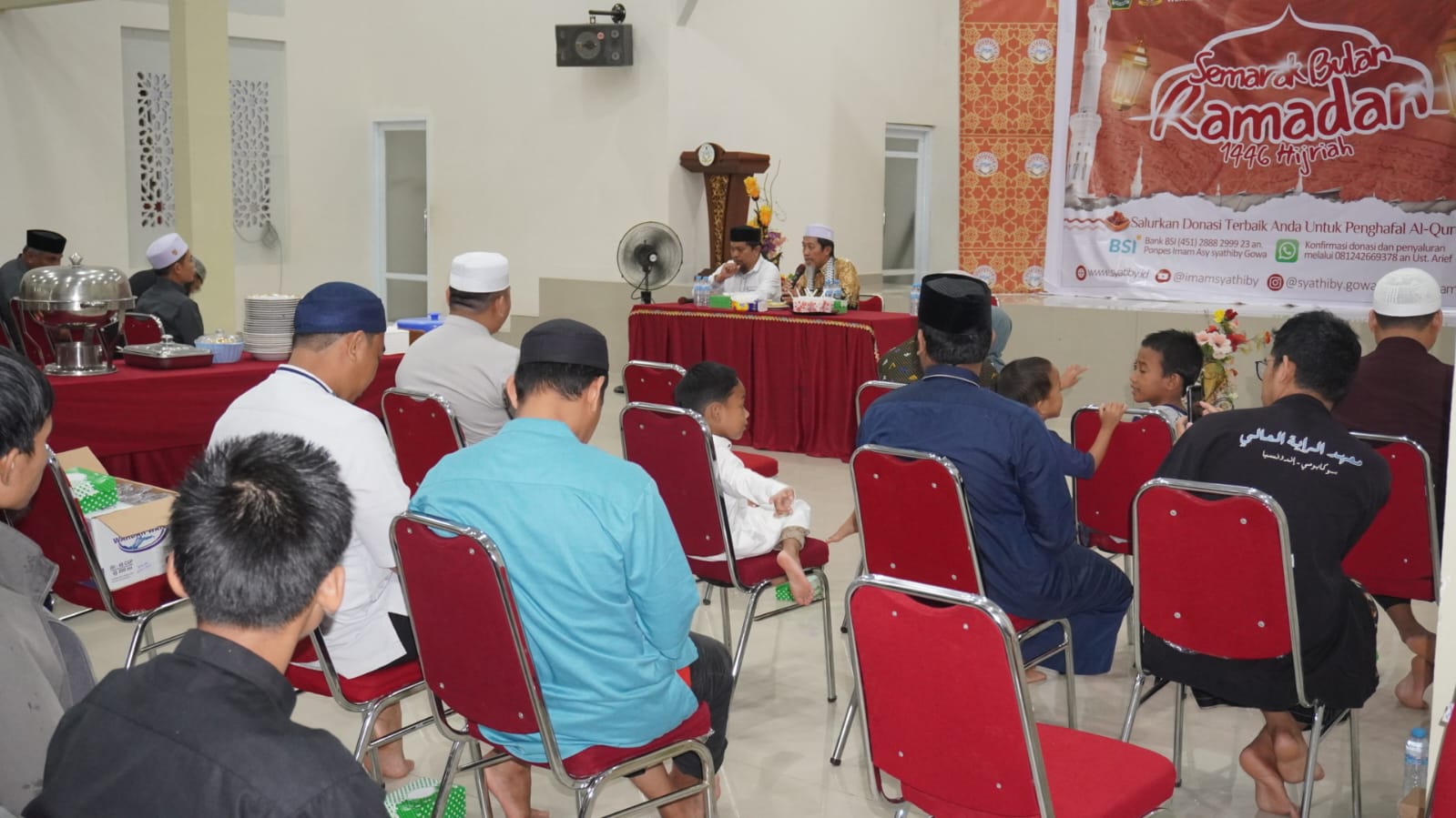 Suasana bukber di PPSTQ Asy Syathibiy