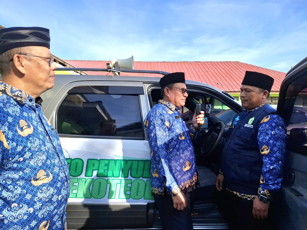 Peluncuran Oto Penyuluhan Ekoteologi oleh Kakankemenag Maros, H. Muhammad.