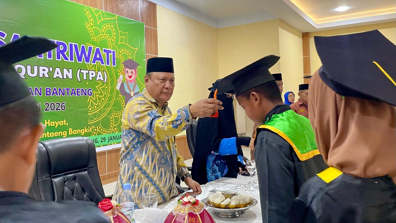 Cintai Al-Quran Sejak Dini, 246 Santri Ikuti Wisuda TPA se-Kecamatan Bantaeng (Foto: Humas Kemenag Bantaeng)