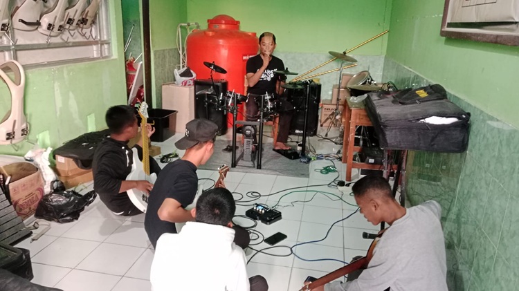 Ruang Musik MTsN 2 Sidrap, Dukung Kreativitas Musik Siswa.