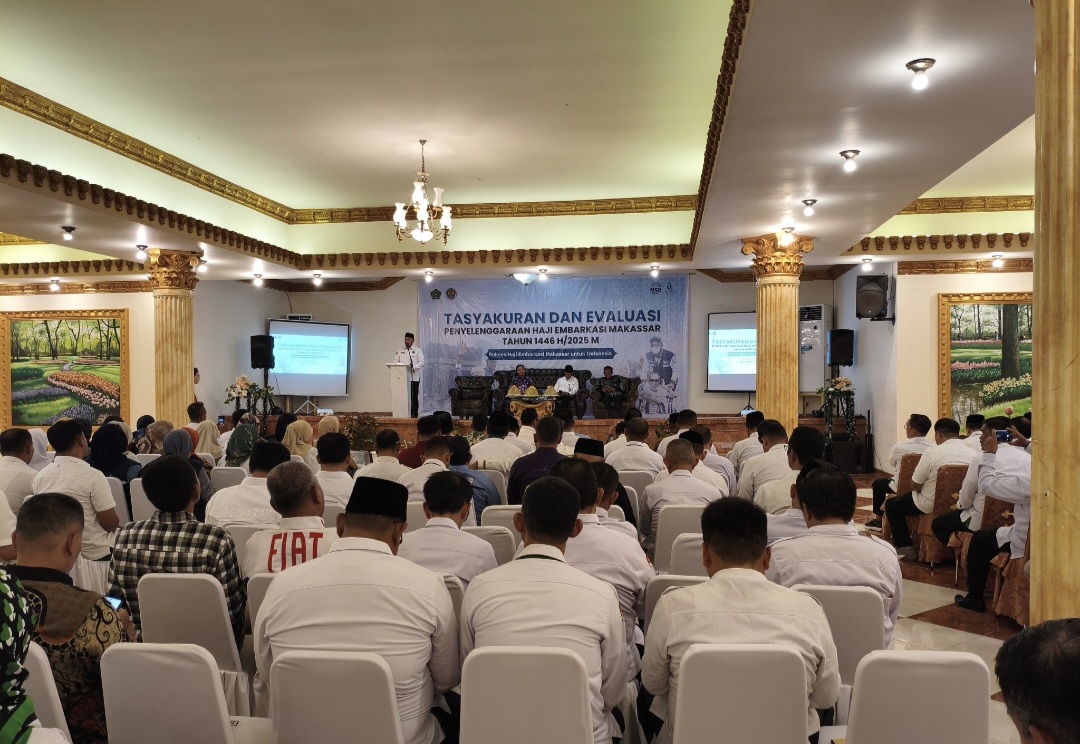 Kemenag Kota Makassar Hadiri Tasyakuran dan Evaluasi Penyelenggaraan Haji 2025