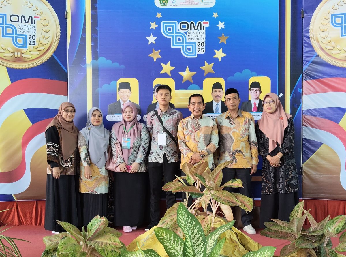 Foto Bersama Pendamping dan Peserta OMI Tingkat Provinsi