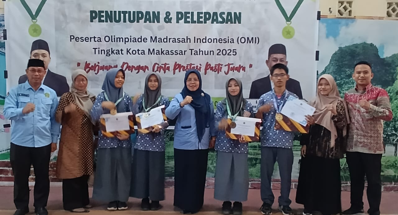 4 Siswa MAN 1 Kota Makassar Resmi Dilepas IKuti OMI Tingkat Provinsi Sulsel 2025