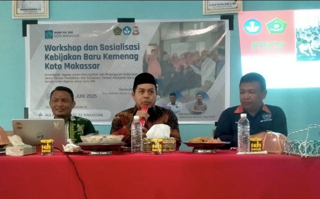 Kasi PAIS Saat memberikan materi