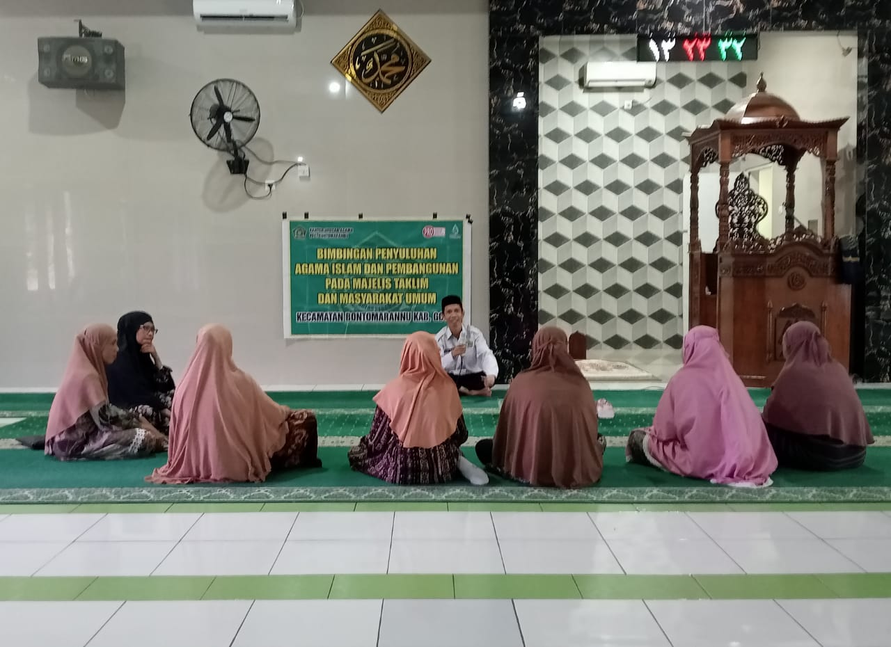 Penyuluh saat sosialisasi GAS