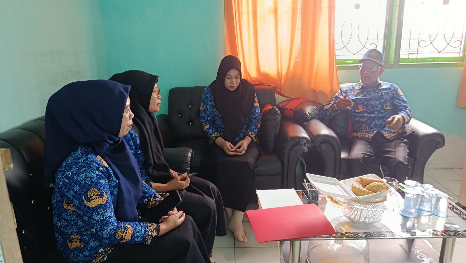 Briefing Kepala KUA Sinjai Borong Bahas Pembagian Tupoksi Staf