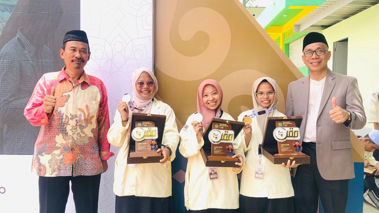 Santriwati DDI Mattoanging Juara 1 Debat Bahasa Arab di Ajang MQKN, Pimpinan Pondok Sebut Buah Kerja Keras (Foto: PD Pontren Kemenag Bantaeng)