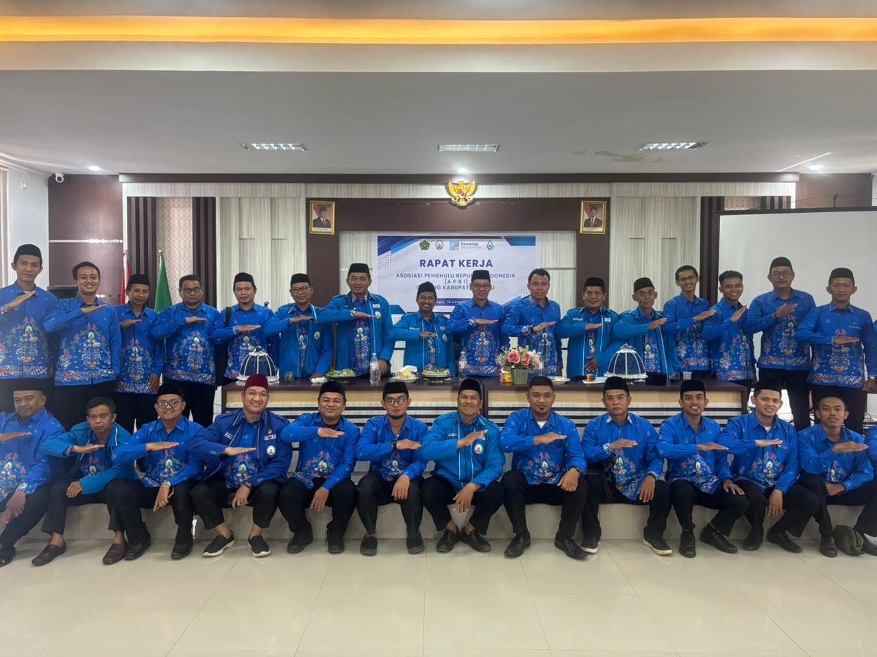 Plt. Kakankemenag Luwu Drs. H. Jufri, MA Beri Sambutan Pada Rakor APRI