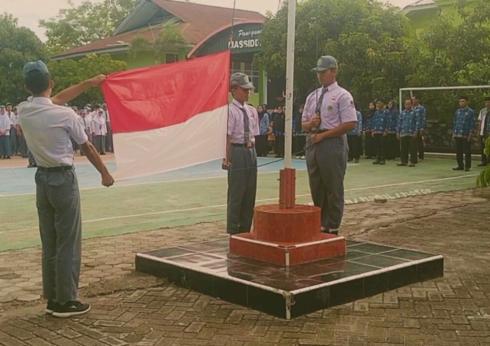 Upacara Peringatan Hari Sumpah Pemuda ke-97 di MAN 1 Kota Parepare