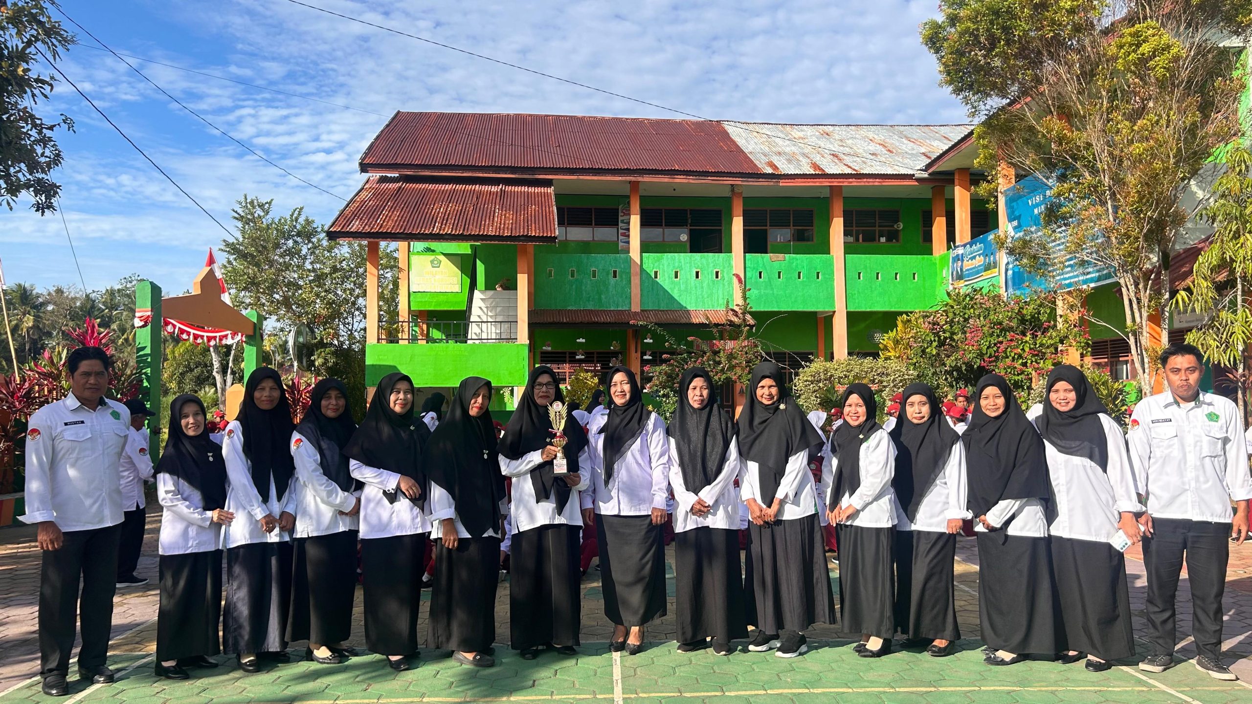 MIN 1 Sinjai Raih Juara II Lomba Kebersihan pada HUT ke-80 RI