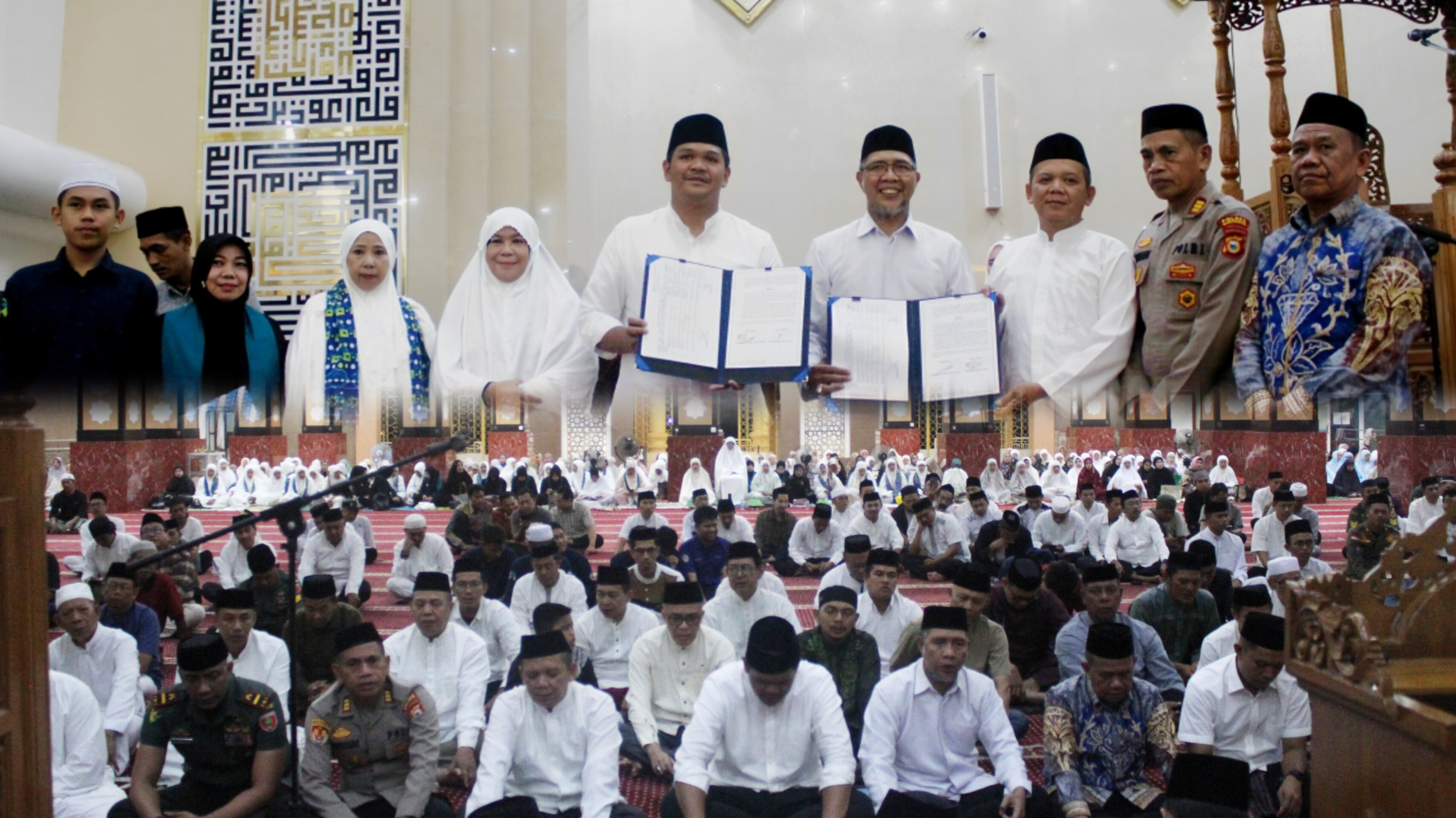 Kakan Kemenag dan Bupati Bantaeng Teken MoU dan Launching Program PKK GEMARI di Acara Dzikir dan Doa Bersama Sambut 1 Muharram 1447 H (Foto: Humas Kemenag Bantaeng)