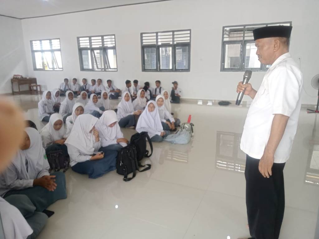 Mengaji Ramadhan Andalan diHati diSMAN 26 Bone