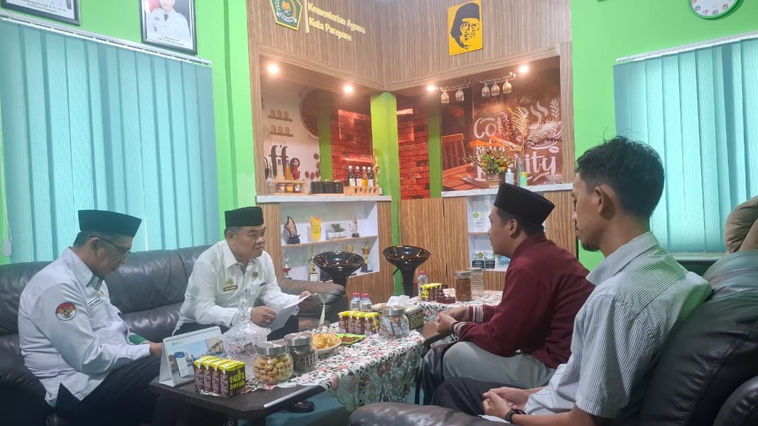 Audiensi antara Direktur Pelita Malomo Alhanan dan Kakan Kemenag terkait kegiatan Hijrah Day Lovestival