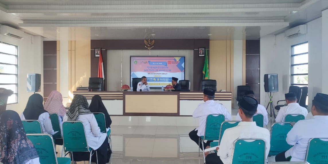 Kasi Bimas Islam Kemenag Takalar saat memberikan materi