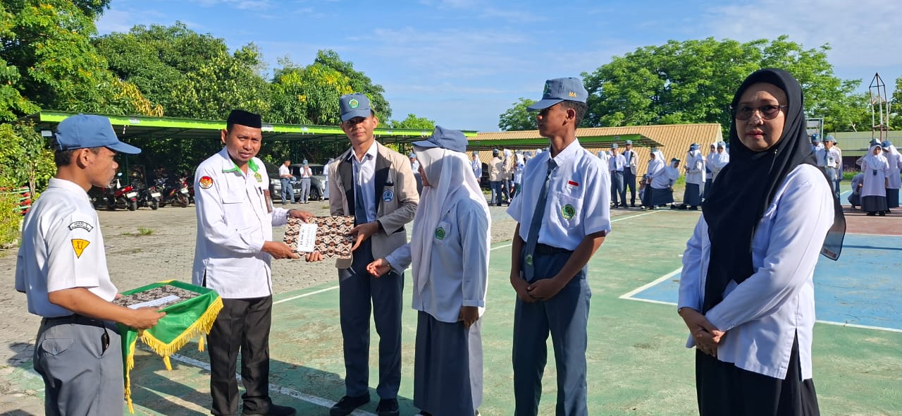 Apresiasi bagi Siswa MAN 1 Parepare sebagai Juara III MSQ se-Ajatappareng