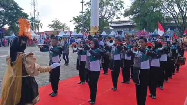 MB Iqra’ MTsN 1 Bone Meriahkan Pembukaan Jambore PKK Sulsel 2025 di Bone