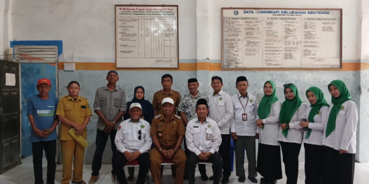 Pengurus KUA Ujung Bulu melaksanakan sosialisasi Gerakan Sadar Pencacatan Nikah