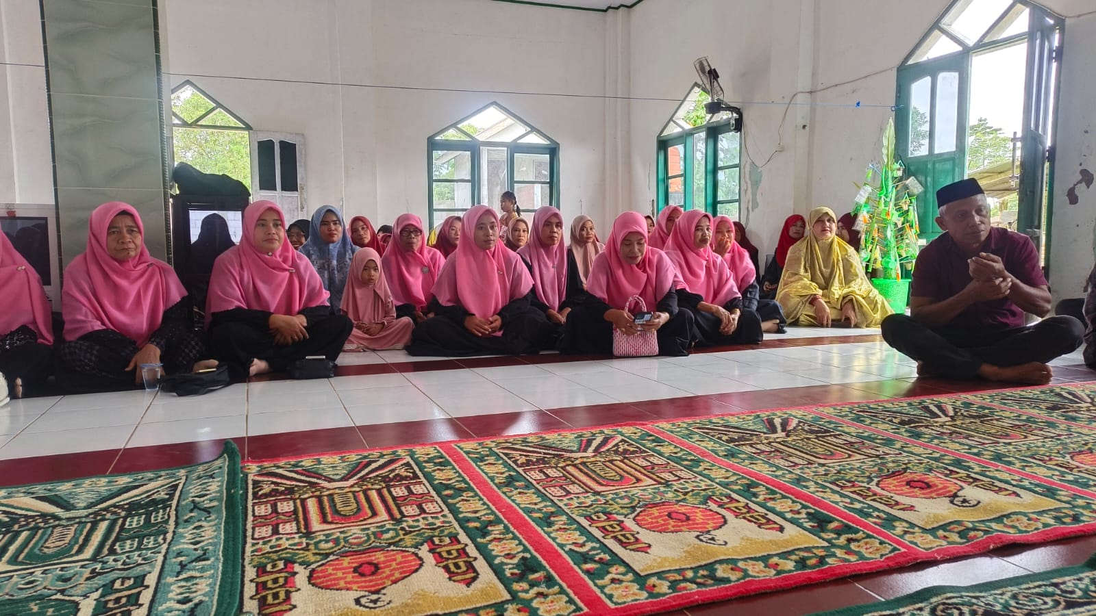 KUA Sinjai Selatan Sosialisasikan GAS pada Peringatan Maulid Nabi di Bulukamase