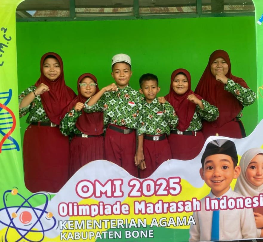 Siswa-siswi MIN 4 Bone tampil penuh semangat dalam mengikuti OMI 2025. Mari dukung langkah mereka untuk mengukir prestasi dan membawa harum nama madrasah