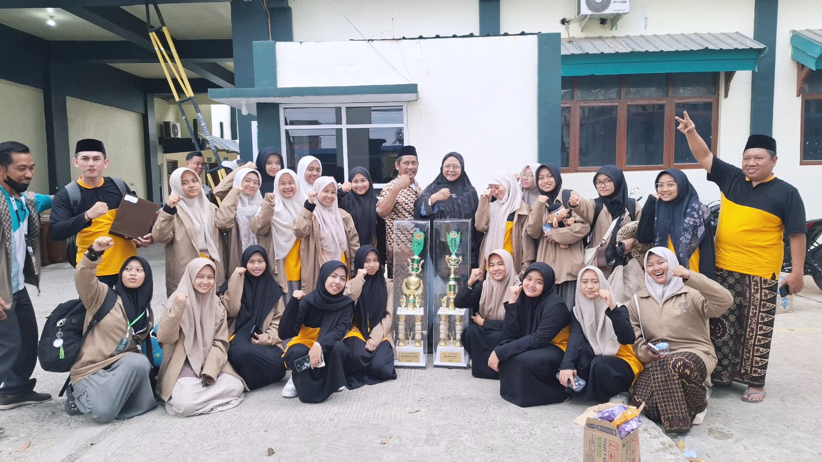 Goresan Rindu Kafilah Jawa Tengah, Titip Kenangan untuk Sulsel dan LO As’adiyah