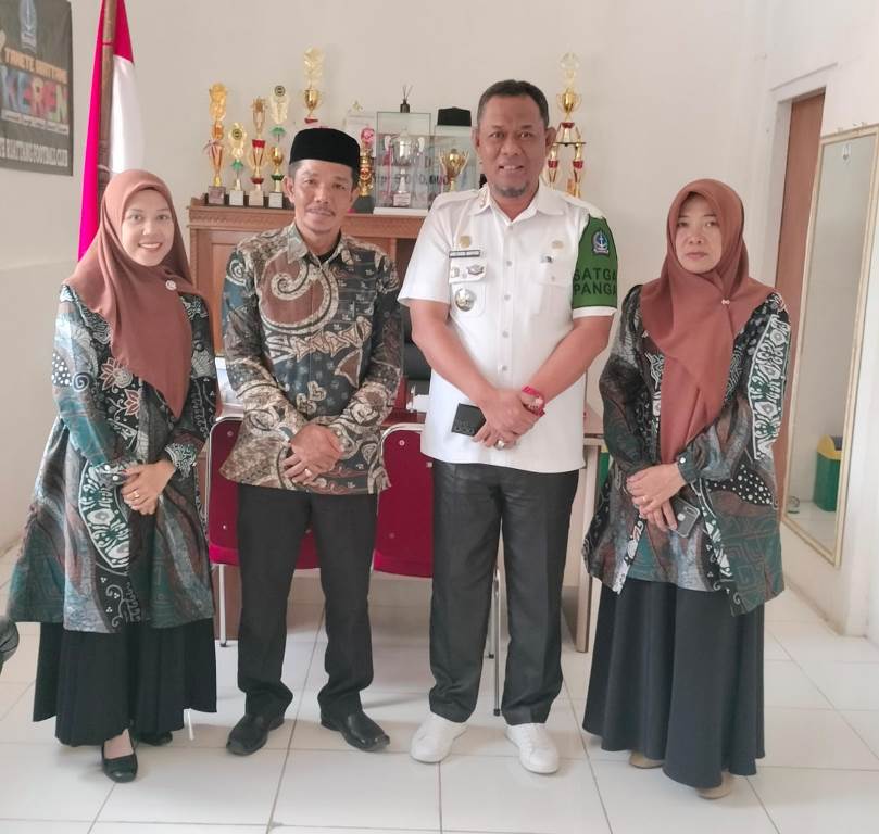 Silaturahmi Kepala KUA dan Camat Tanete Riattang