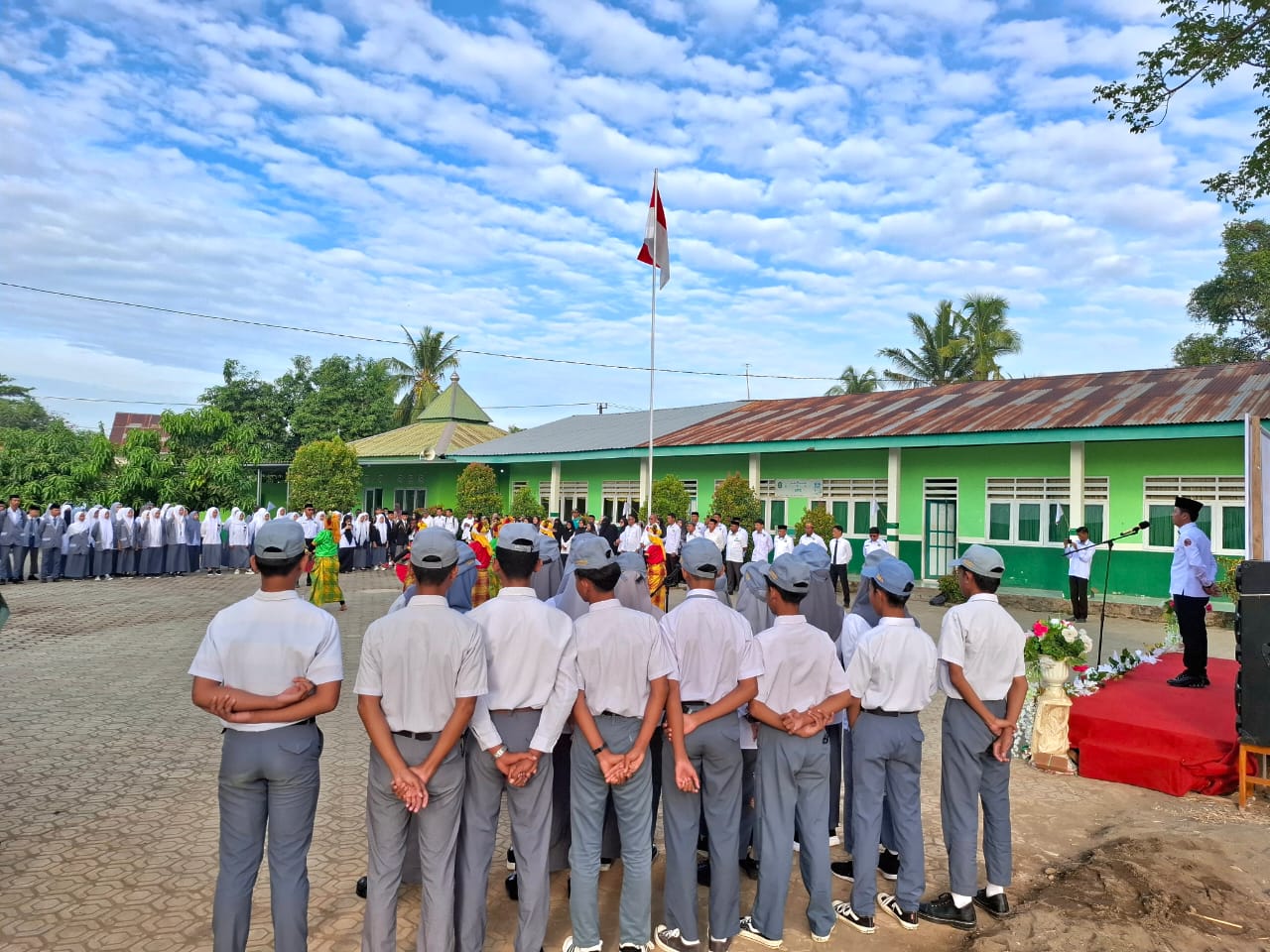 Saat upacara pembukaan OMI