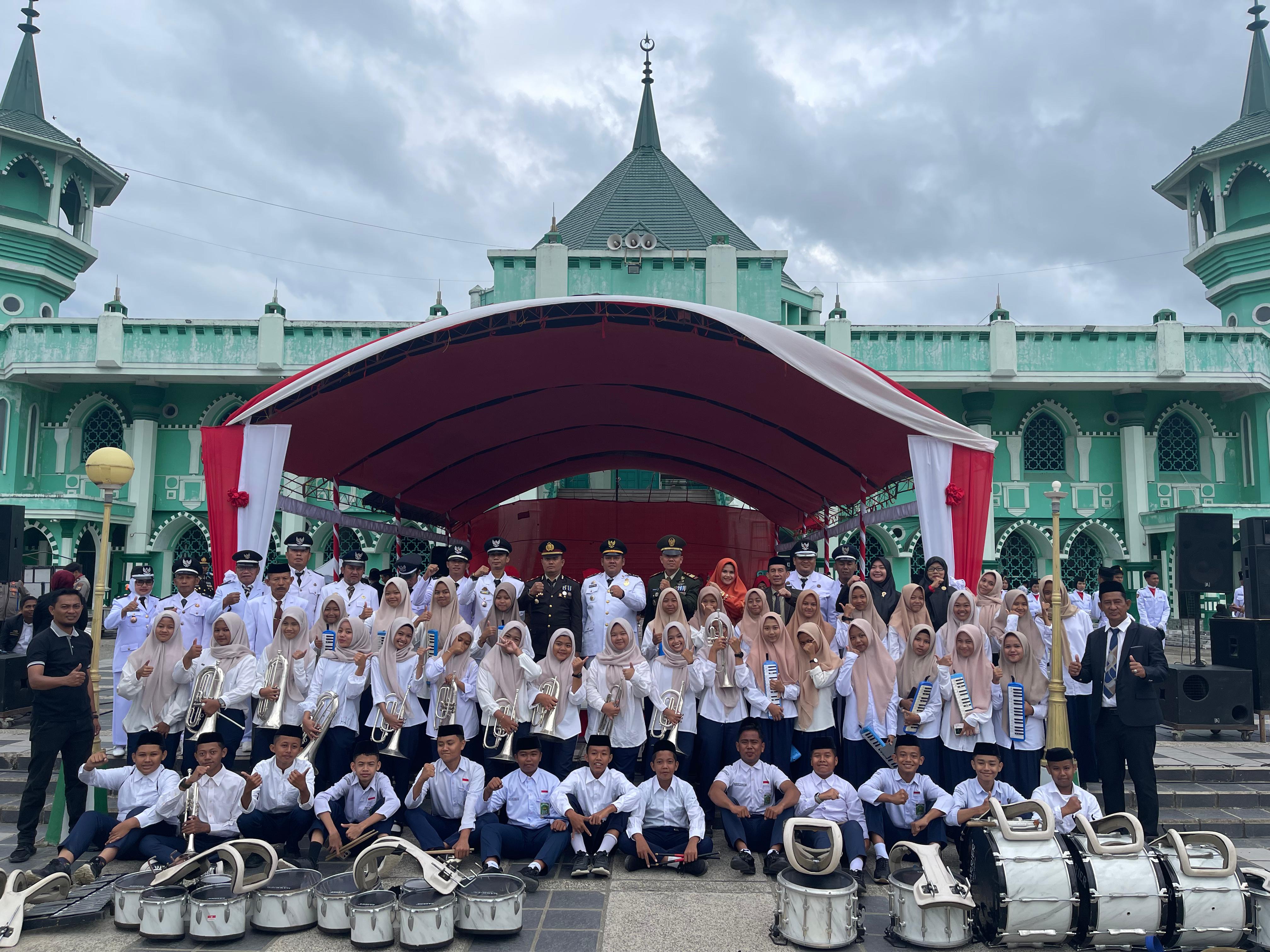 Marching Band Makkiade MTsN 2 Sidrap Sukses Jadi Korsik HUT Ke-80 RI