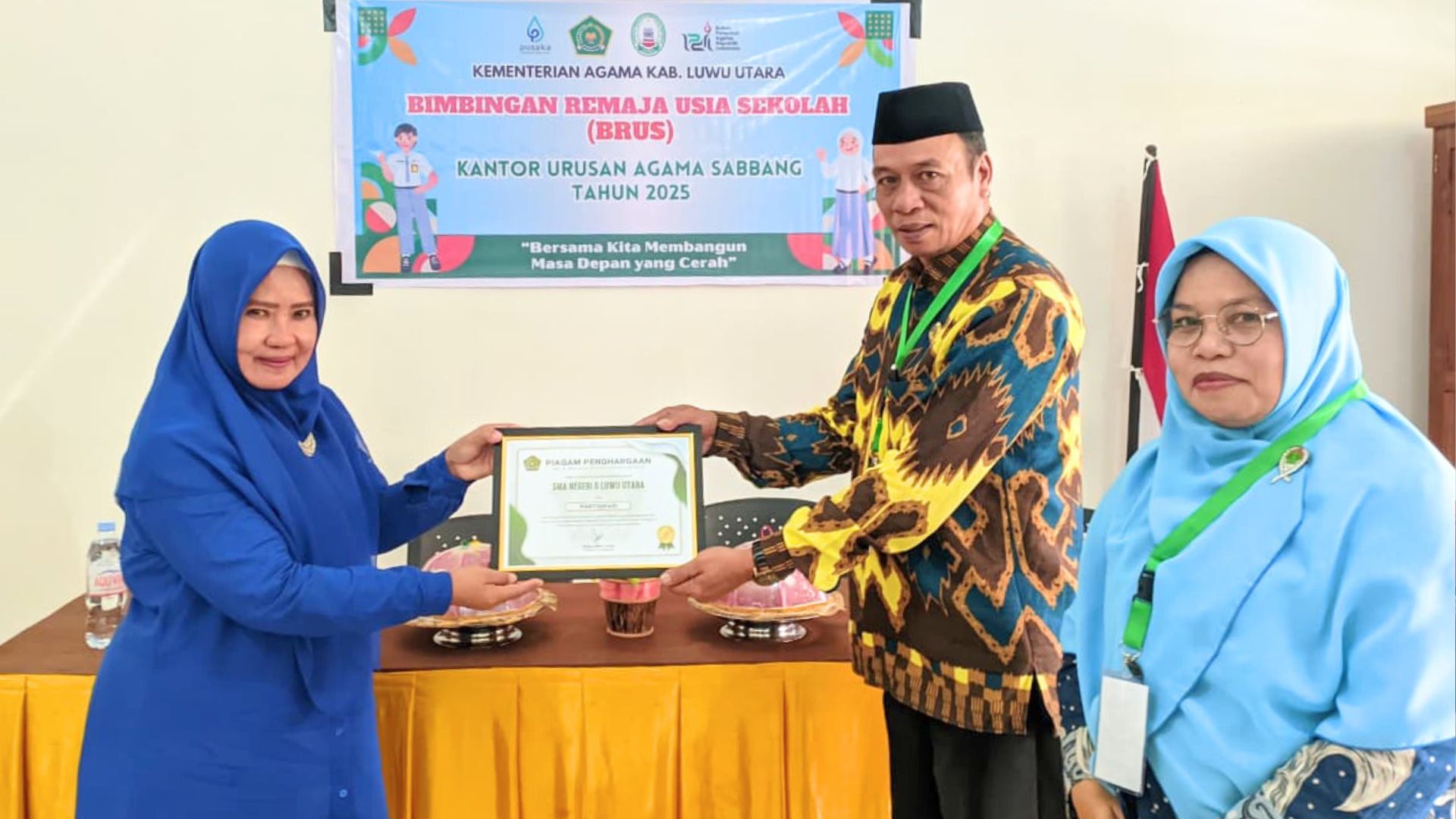 KUA Sabbang Gelar BRUS di SMA Negeri 5 Luwu Utara, Edukasi Remaja Cegah Pernikahan Dini dan Masalah Sosial Remaja