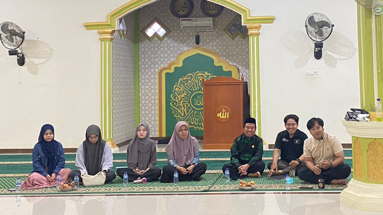 Penyuluhan pendidikan dalam bahasa agama