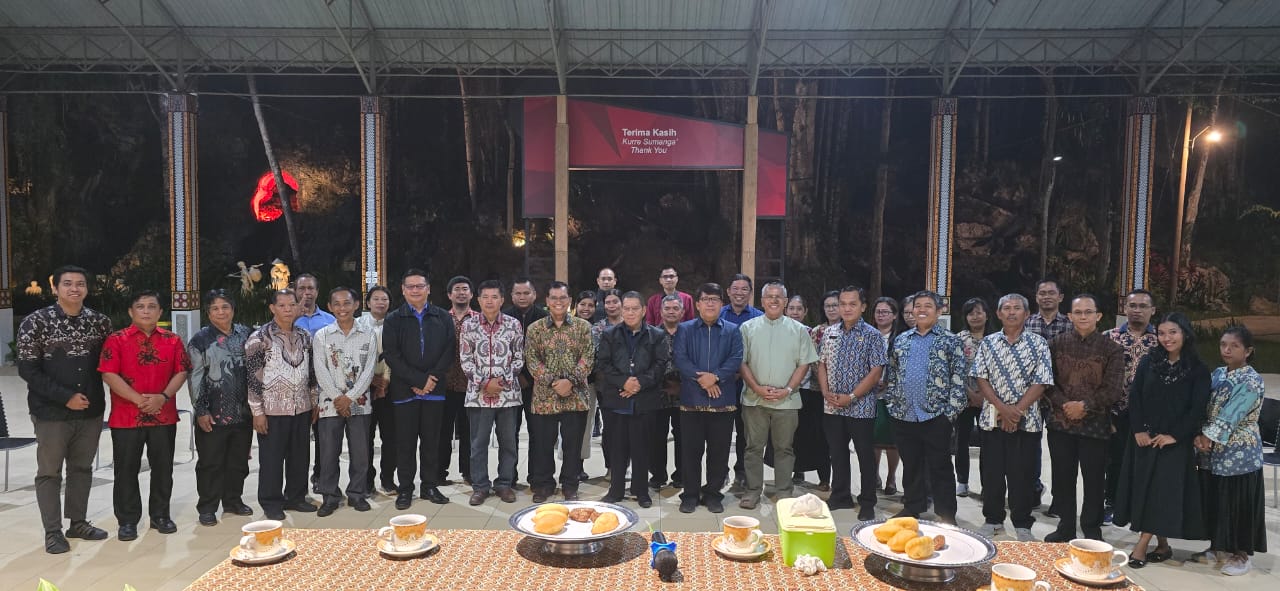 Drs. Suparman, S.E., M.Si Kunjungi Penyuluh Agama Katolik di Sulawesi Selatan.