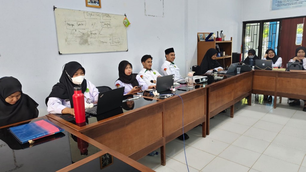 13 CPNS Kemenag Maros saat ikuti kegiatan (foto: Vicha)