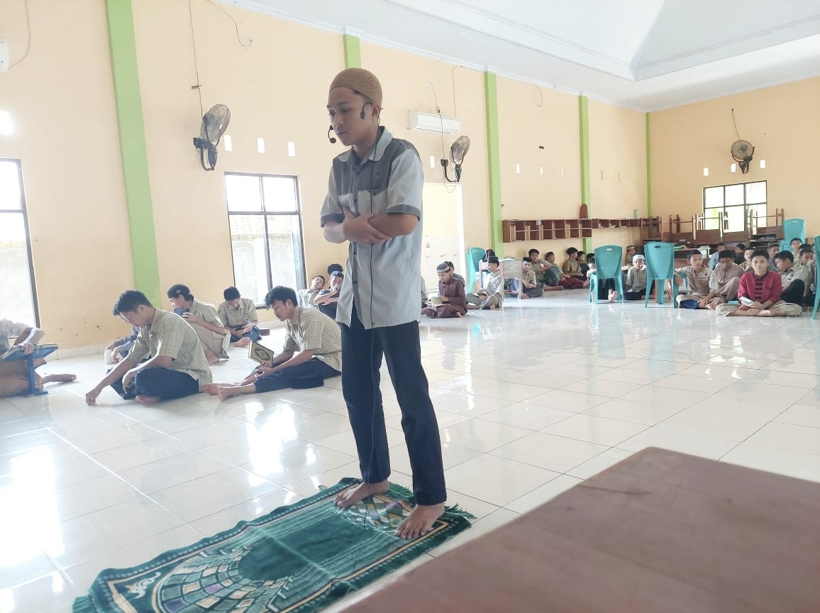 Proses seleksi imam di ma'had