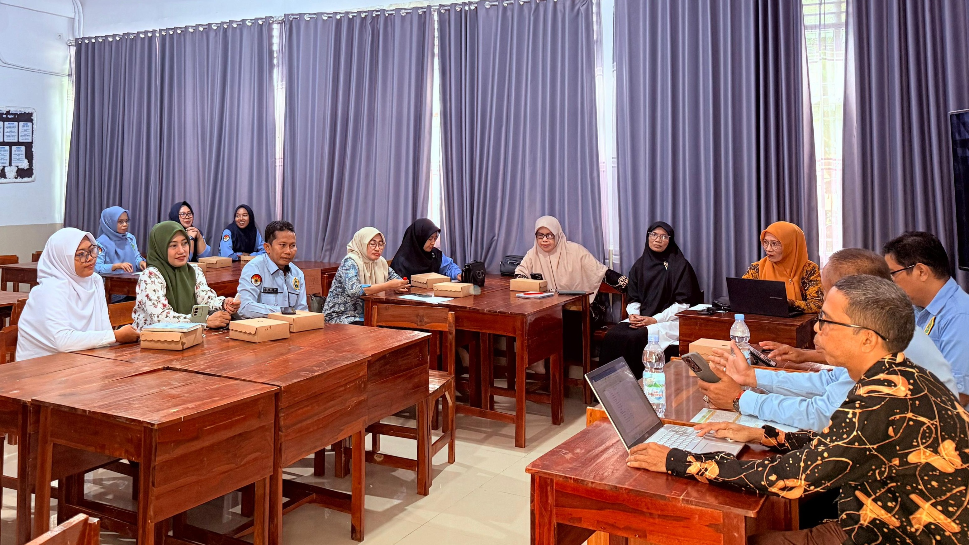 MTsN 1 Bone Gelar Rapat Penyusunan Kurikulum Madrasah Tahun Ajaran 2025/2026