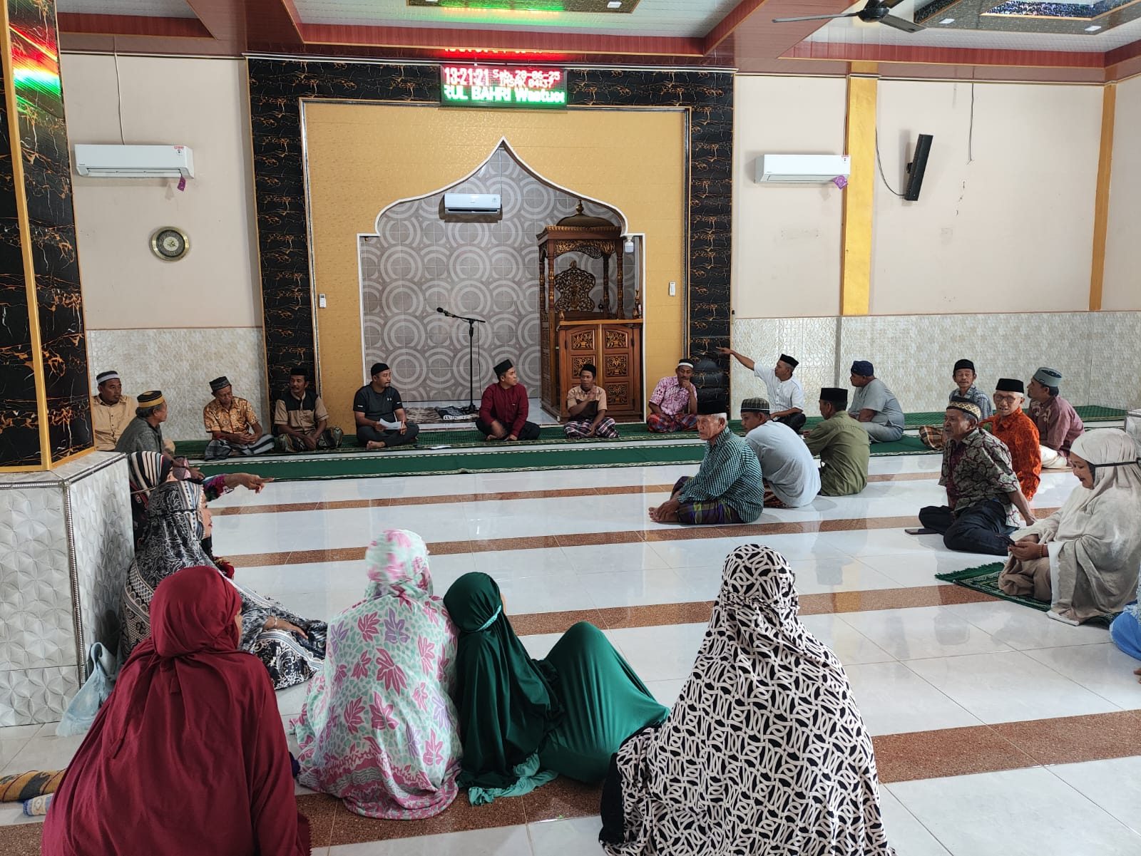Penyuluh Agama Islam KUA Lanrisang Hadiri Rapat Program Kerja Masjid Nurul Bahri Waetuoe