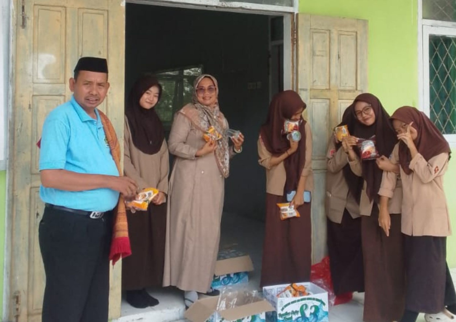 OSIM dan SPM MAN 1 Parepare Hidupkan Semangat Berbagi