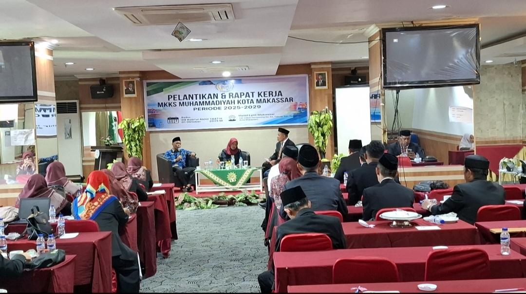 Kakankemenag Kota Makassar H.Irman memberikan materi