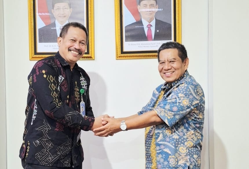 Uskup Agung Temui Kakanwil Kemenag Sulsel : Cinta Kasih adalah Nilai Universal